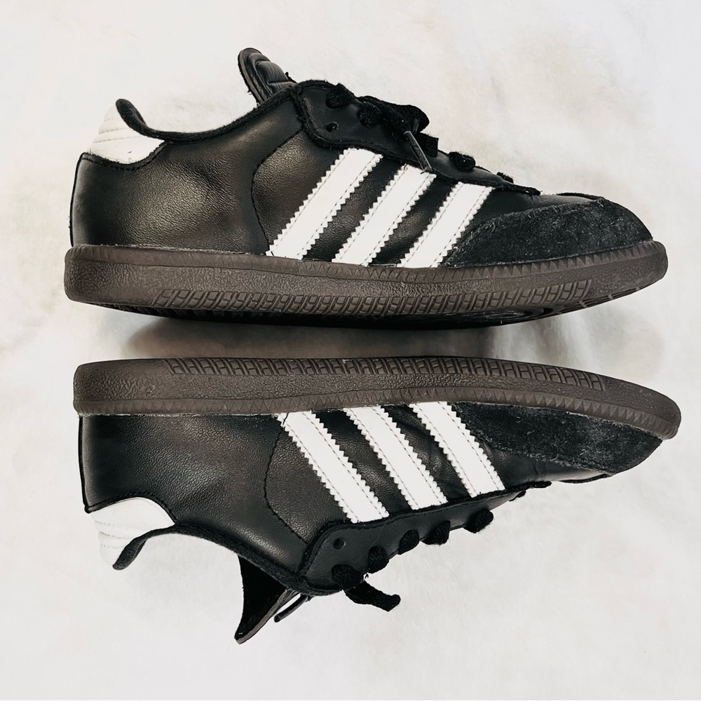Samba Classic Adidas Soccer Shoes Youth